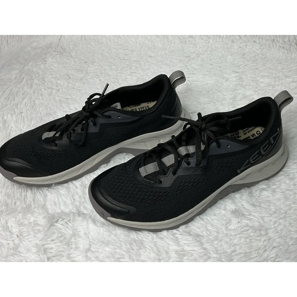 Keen Men's‎ Walking/running Size 11 Contoured Fit Black And White Shoe new